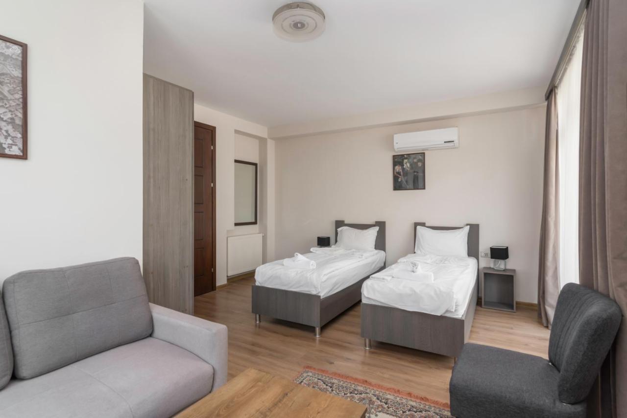 Hotel "Elesa Wera" Tbilissi Extérieur photo